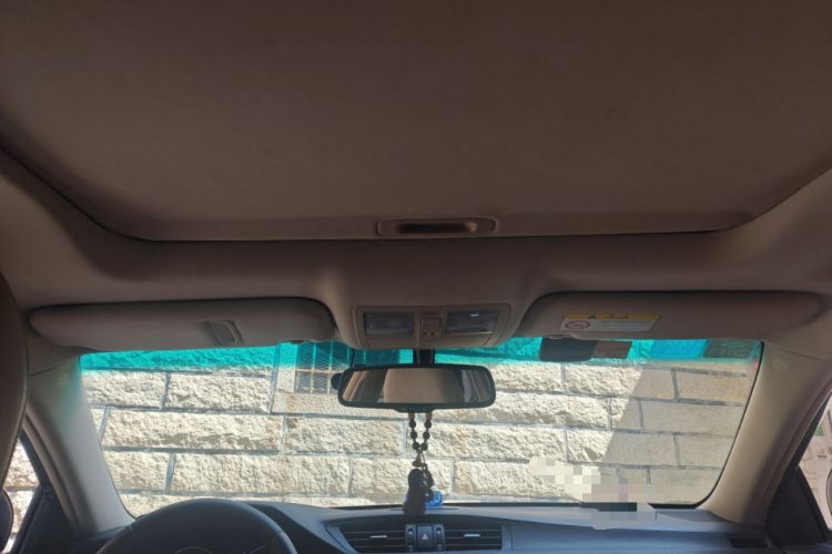 Used Toyota Reiz 2010 2.5V Fashion Elite Edition Headliner