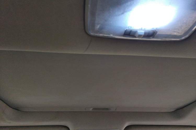 Used Toyota Reiz 2010 2.5V Fashion Elite Edition Headliner