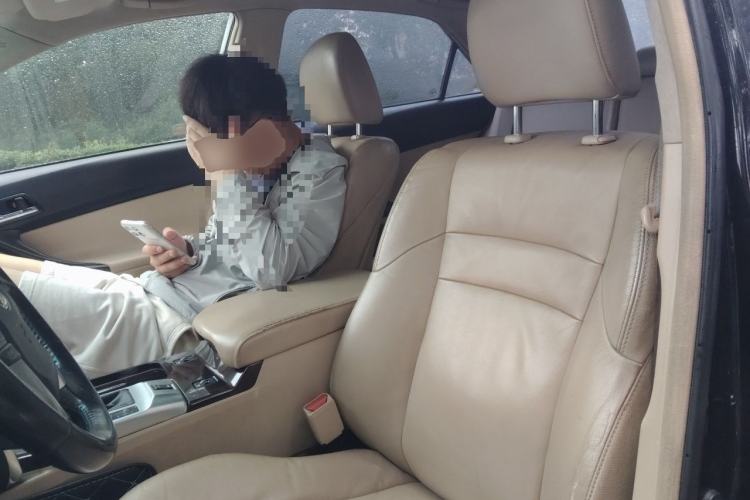 Used Toyota Reiz 2010 2.5V Fengdu Elite Edition Left Front Seat