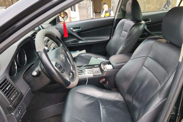 Used Toyota Reiz 2010 2.5V Fengdu Elite Edition Left Front Seat
