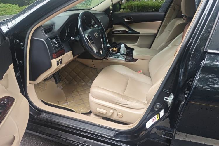 Used Toyota Reiz 2010 2.5V Fengdu Elite Edition Left Front Seat