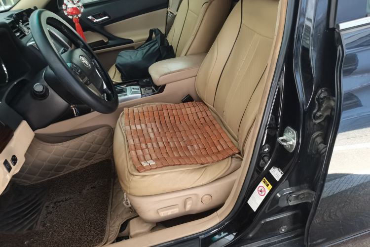 Used Toyota Reiz 2010 2.5V Fengdu Elite Edition Left Front Seat
