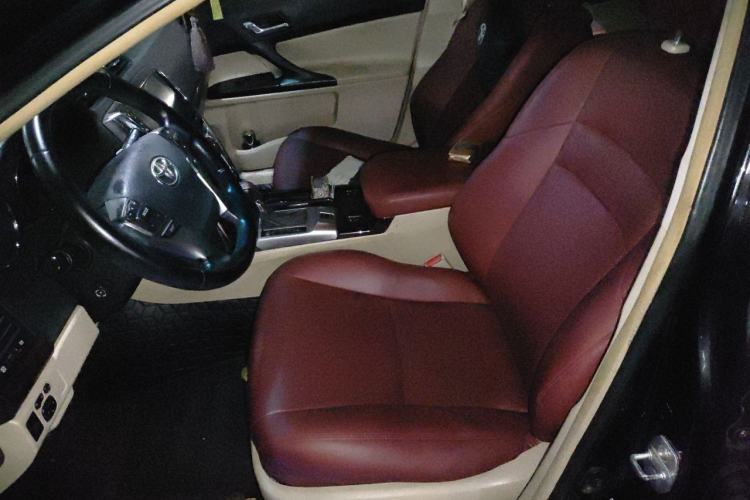 Used Toyota Reiz 2010 2.5V Fashion Luxury Navigation Edition Left Front Seat