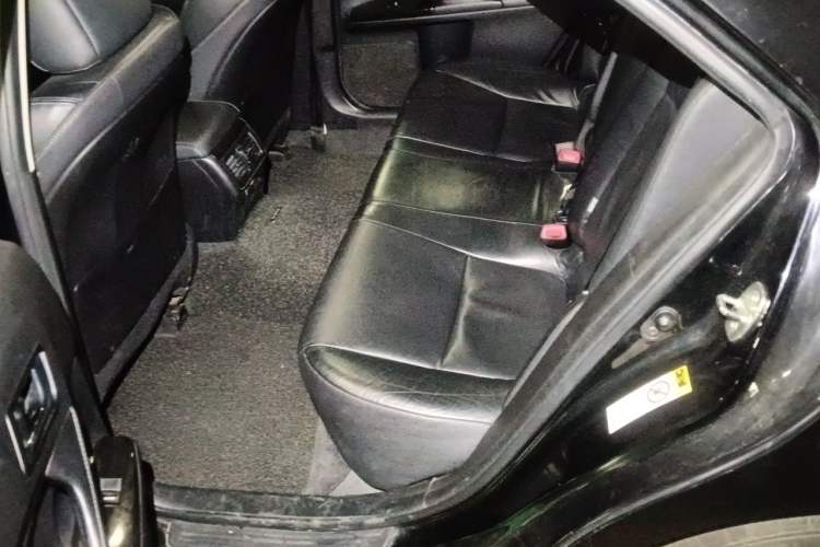 Used Toyota Reiz 2010 2.5V Fengdu Elite Edition Left Rear Seat