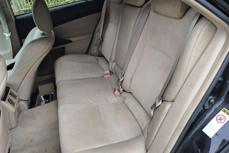Used Toyota Reiz 2010 2.5V Fashion Elite Edition Left Rear Seat