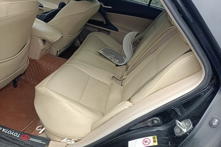Used Toyota Reiz 2010 2.5V Fengdu Elite Edition Left Rear Seat