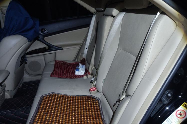 Used Toyota Reiz 2010 2.5V Fengdu Elite Edition Left Rear Seat