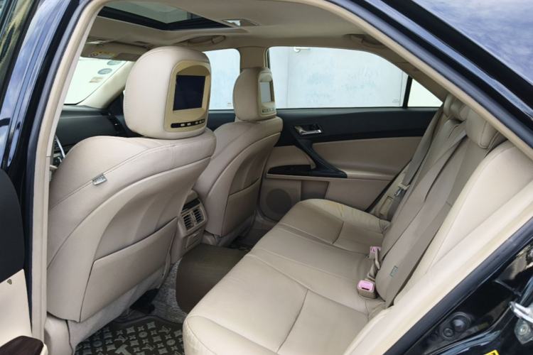 Used Toyota Reiz 2010 2.5V Fengdu Elite Edition Left Rear Seat