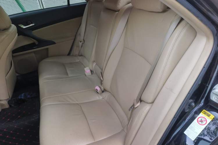 Used Toyota Reiz 2010 2.5S Fengdu Jinghua Edition Left Rear Seat