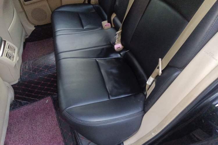 Used Toyota Reiz 2010 2.5V Fengdu Elite Edition Left Rear Seat
