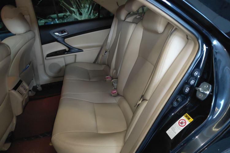 Used Toyota Reiz 2010 2.5V Fengdu Elite Edition Left Rear Seat