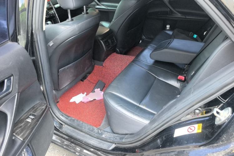 Used Toyota Reiz 2010 2.5V Fengdu Elite Edition Left Rear Seat