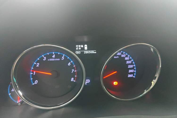 Used Toyota Reiz 2010 2.5V Fengdu Elite Edition Odometer Close Up