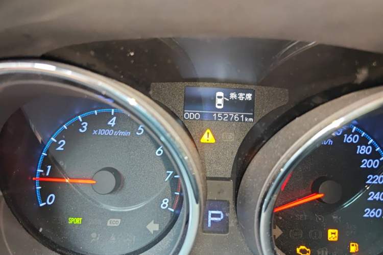 Used Toyota Reiz 2010 2.5S Fengdu Jinghua Edition Odometer Close Up