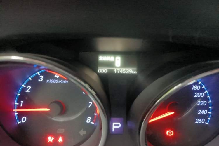 Used Toyota Reiz 2010 2.5S Fengdu Jinghua Edition Odometer Close Up
