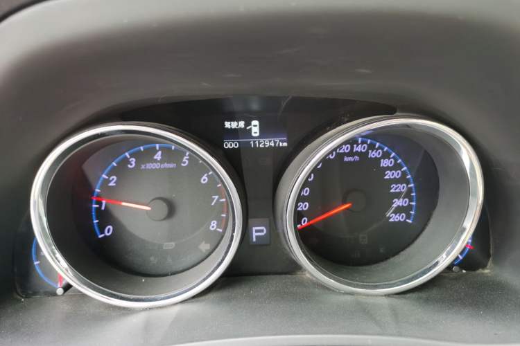 Used Toyota Reiz 2010 2.5V Fengdu Elite Edition Odometer Close Up