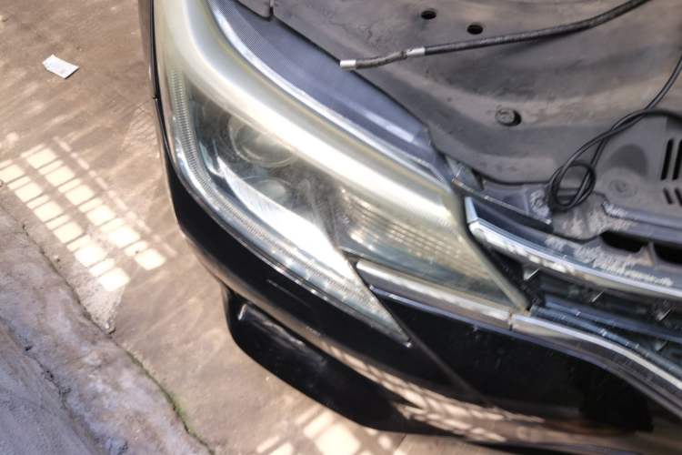Used Toyota Reiz 2010 2.5V Fengdu Elite Edition Right Front Headlight