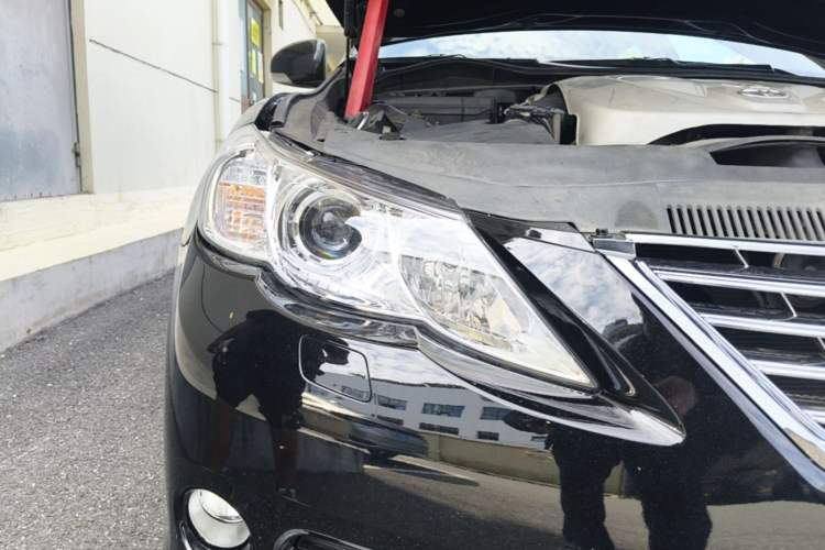 Used Toyota Reiz 2010 2.5V Fengdu Elite Edition Right Front Headlight