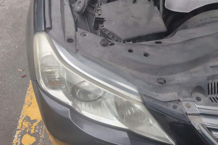Used Toyota Reiz 2010 2.5V Fengdu Elite Edition Right Front Headlight