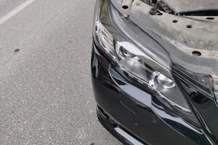 Used Toyota Reiz 2010 2.5V Fengdu Elite Edition Right Front Headlight