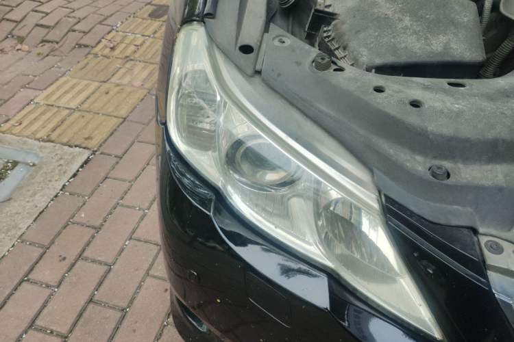 Used Toyota Reiz 2010 2.5V Fengdu Elite Edition Right Front Headlight