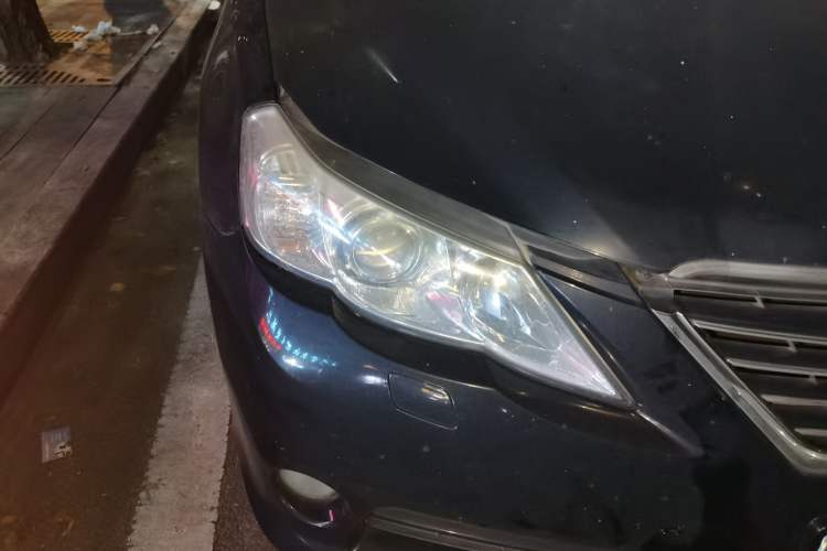 Used Toyota Reiz 2010 2.5S Fengdu Jinghua Edition Right Front Headlight