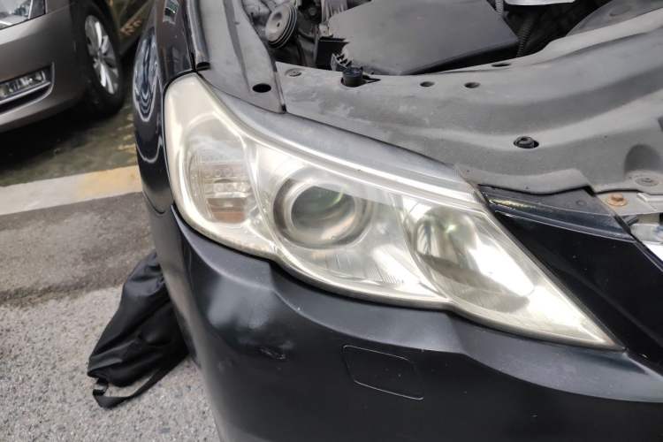 Used Toyota Reiz 2010 2.5S Fengdu Jinghua Edition Right Front Headlight