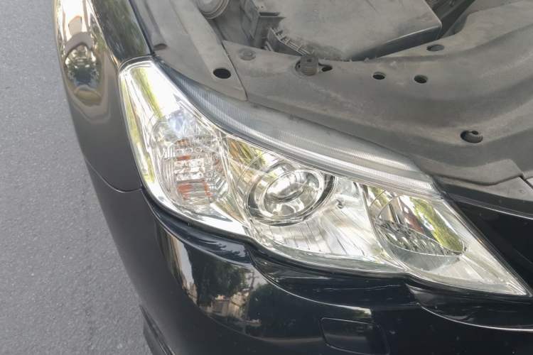 Used Toyota Reiz 2010 2.5S Fengdu Jinghua Edition Right Front Headlight
