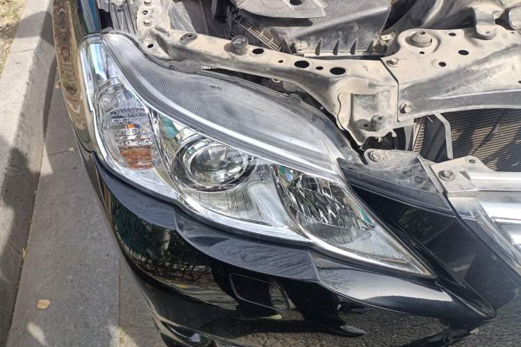 Used Toyota Reiz 2010 2.5V Fengdu Elite Edition Right Front Headlight