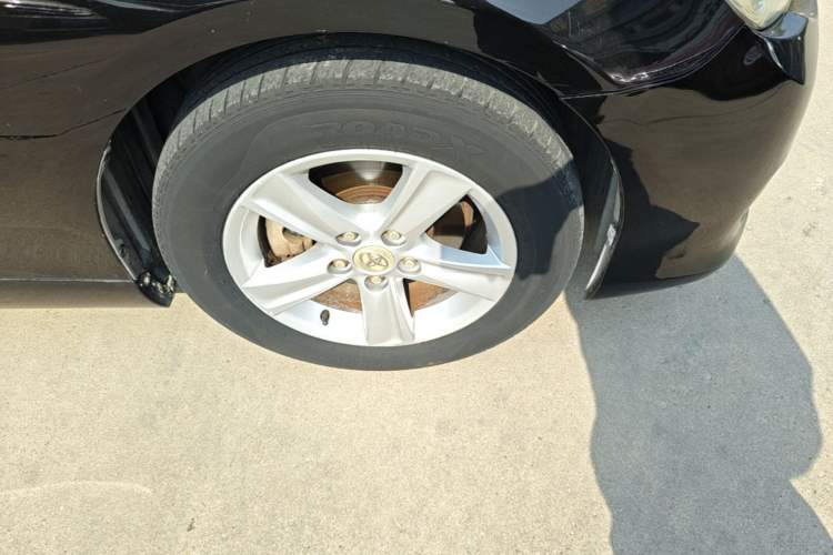 Used Toyota Reiz 2010 2.5S Fengdu Jinghua Edition Right Front Wheel Hub