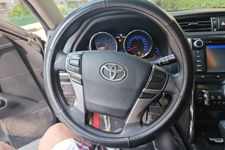Used Toyota Reiz 2010 2.5S Fengdu Jinghua Edition Steering Wheel