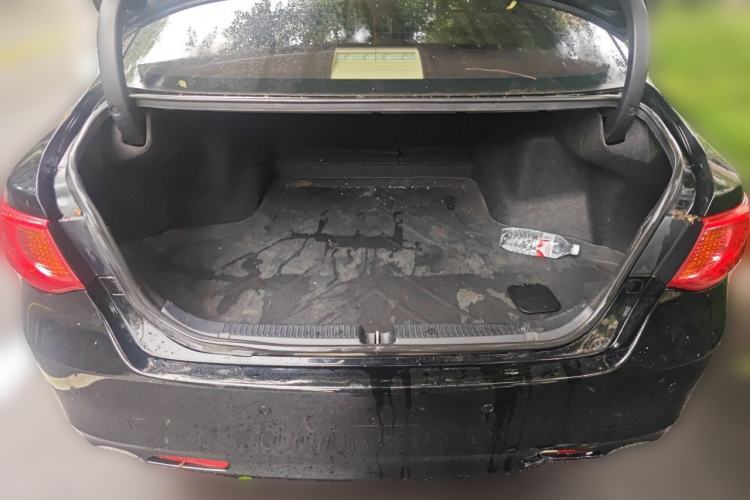 Used Toyota Reiz 2010 2.5V Fengdu Elite Edition Trunk