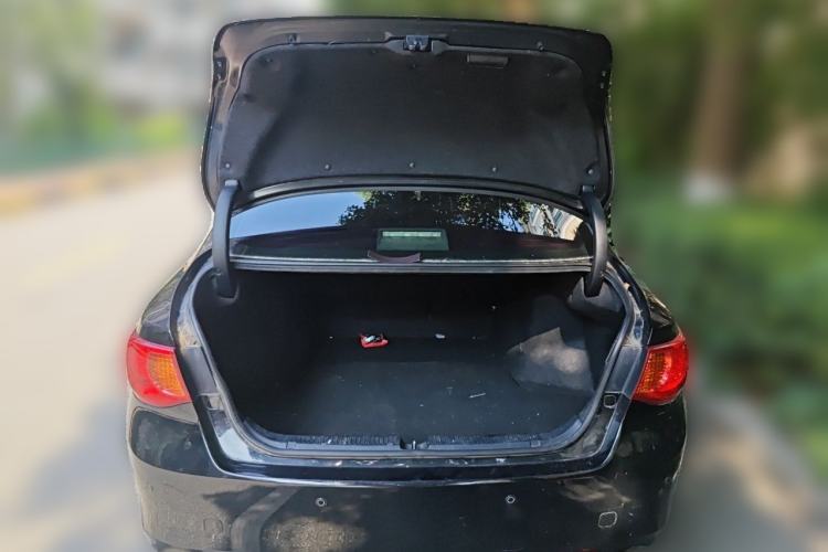 Used Toyota Reiz 2010 2.5S Fengdu Jinghua Edition Trunk