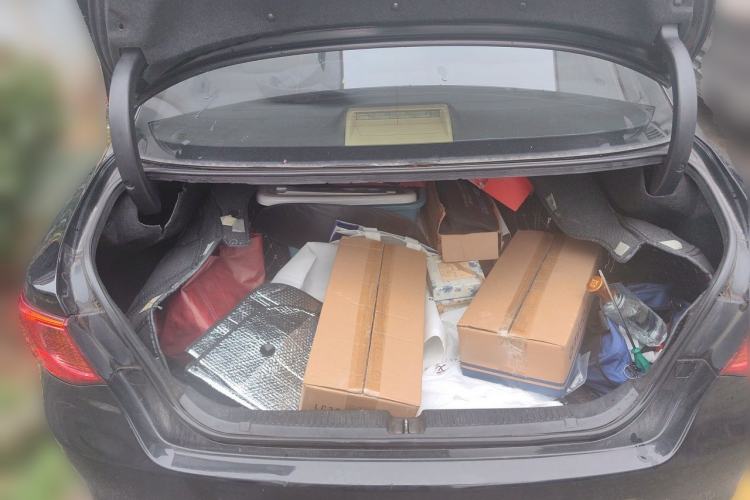 Used Toyota Reiz 2010 2.5V Fengdu Elite Edition Trunk