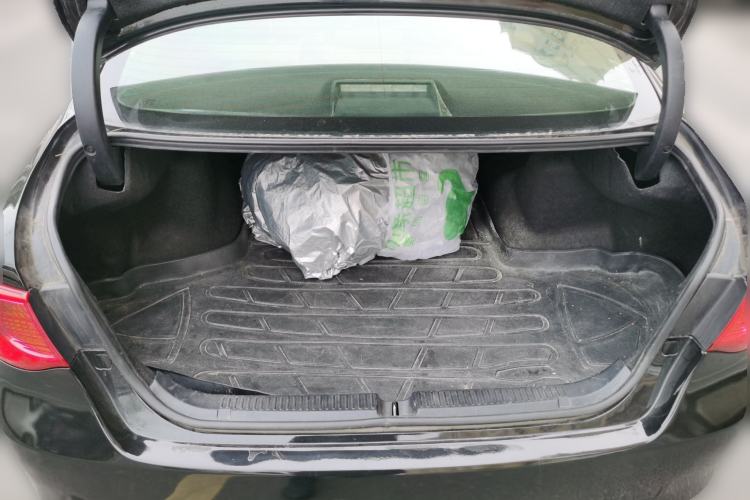 Used Toyota Reiz 2010 2.5V Fengdu Elite Edition Trunk
