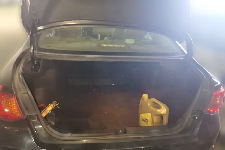 Used Toyota Reiz 2010 2.5S Fengdu Jinghua Edition Trunk