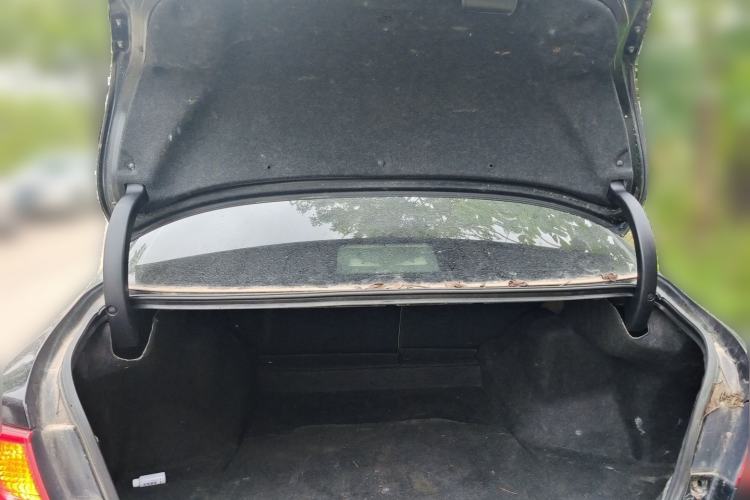 Used Toyota Reiz 2010 2.5V Fengdu Elite Edition Trunk