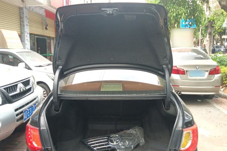 Used Toyota Reiz 2010 2.5V Fengdu Elite Edition Trunk