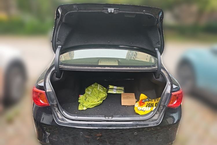 Used Toyota Reiz 2010 2.5V Fengdu Elite Edition Trunk