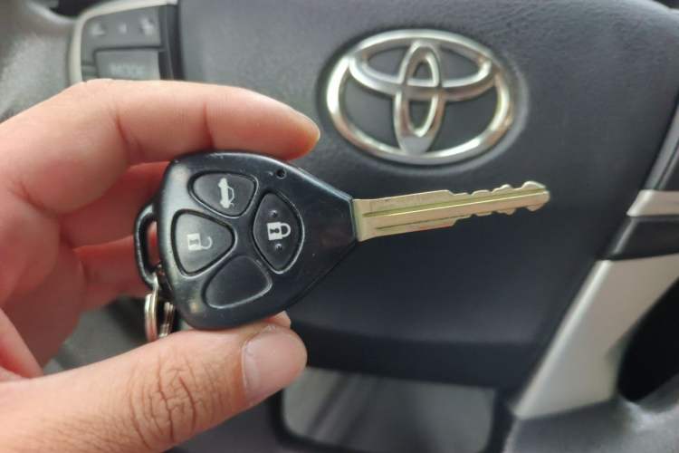 Used Toyota Reiz 2010 2.5S Fengdu Jinghua Edition Vehicle Key
