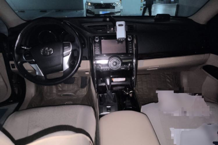 Used Toyota Reiz 2010 2.5V Fengdu Elite Edition Center Console