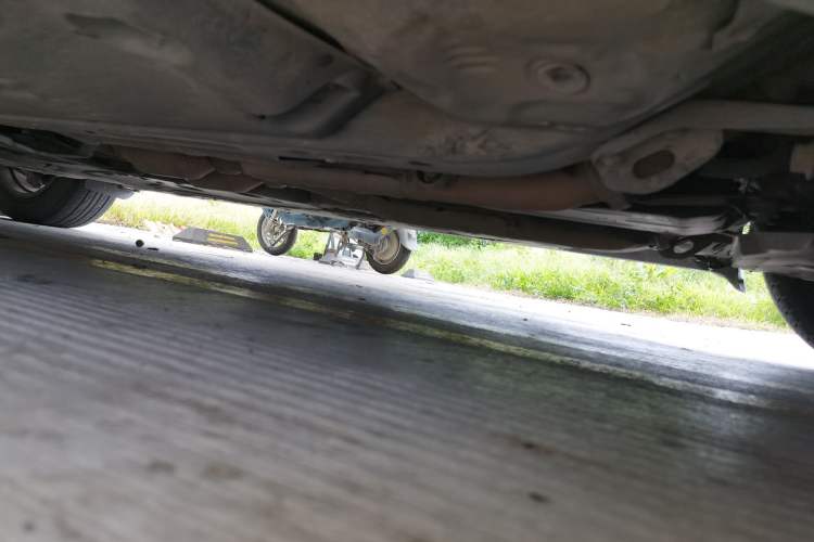Used Toyota Reiz 2010 2.5V Fengdu Elite Edition Chassis Front Right