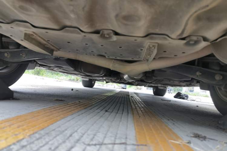 Used Toyota Reiz 2010 2.5V Fengdu Elite Edition Chassis Rear