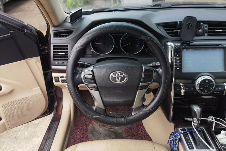 Used Toyota Reiz 2010 2.5V Fengdu Elite Edition Steering Wheel
