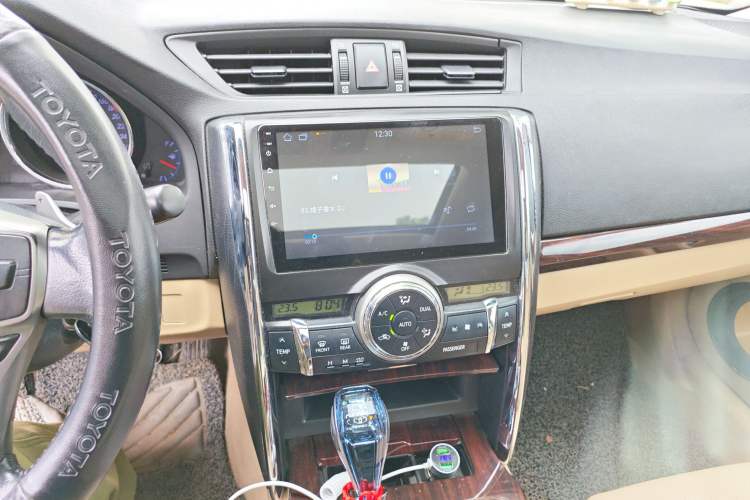 Used Toyota Reiz 2010 2.5S Fashion Elite Edition Audio And AC Panel