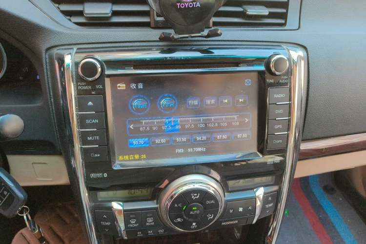 Used Toyota Reiz 2010 2.5V Fengdu Elite Edition Audio And AC Panel