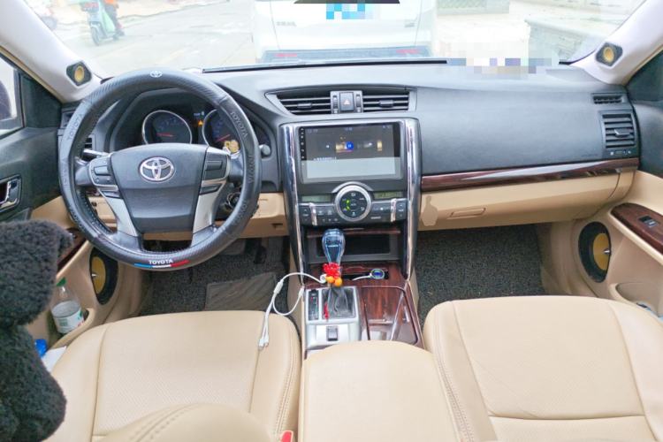 Used Toyota Reiz 2010 2.5S Fashion Elite Edition Center Console