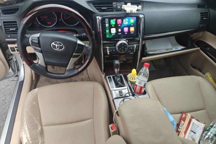 Used Toyota Reiz 2010 2.5S Fengdu Jinghua Edition Center Console