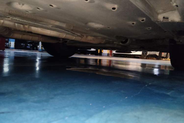 Used Toyota Reiz 2010 2.5V Fashion Elite Edition Chassis Front Right