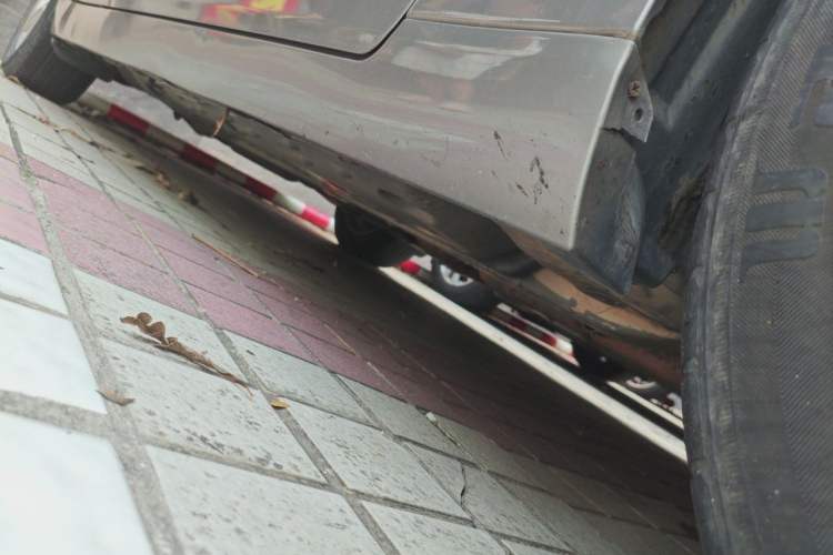 Used Toyota Reiz 2010 2.5S Fengdu Jinghua Edition Chassis Front Right